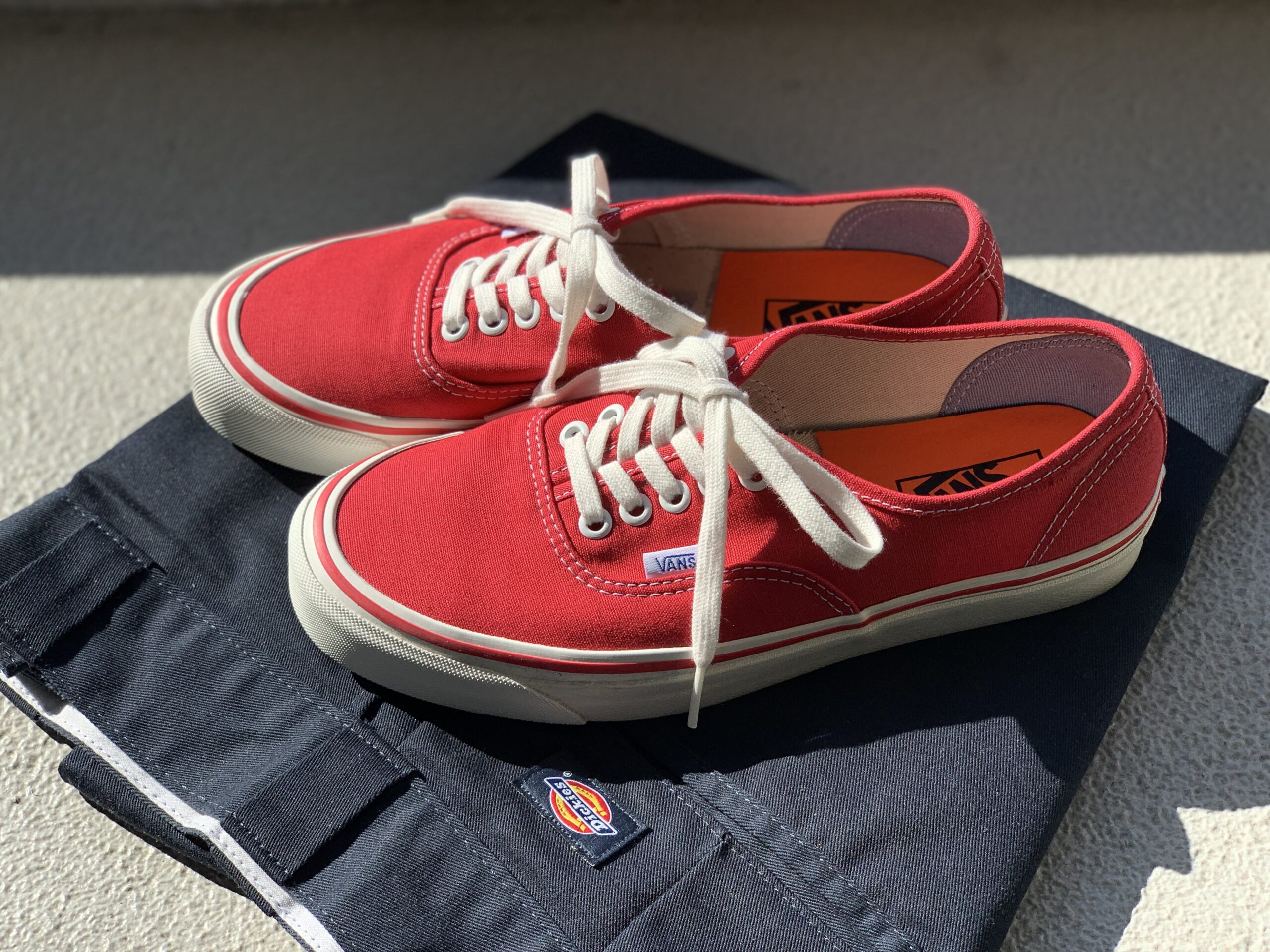 VANS オーセンティックアナハイム 44DXを履いてみた!｜Viva!氷河期世代