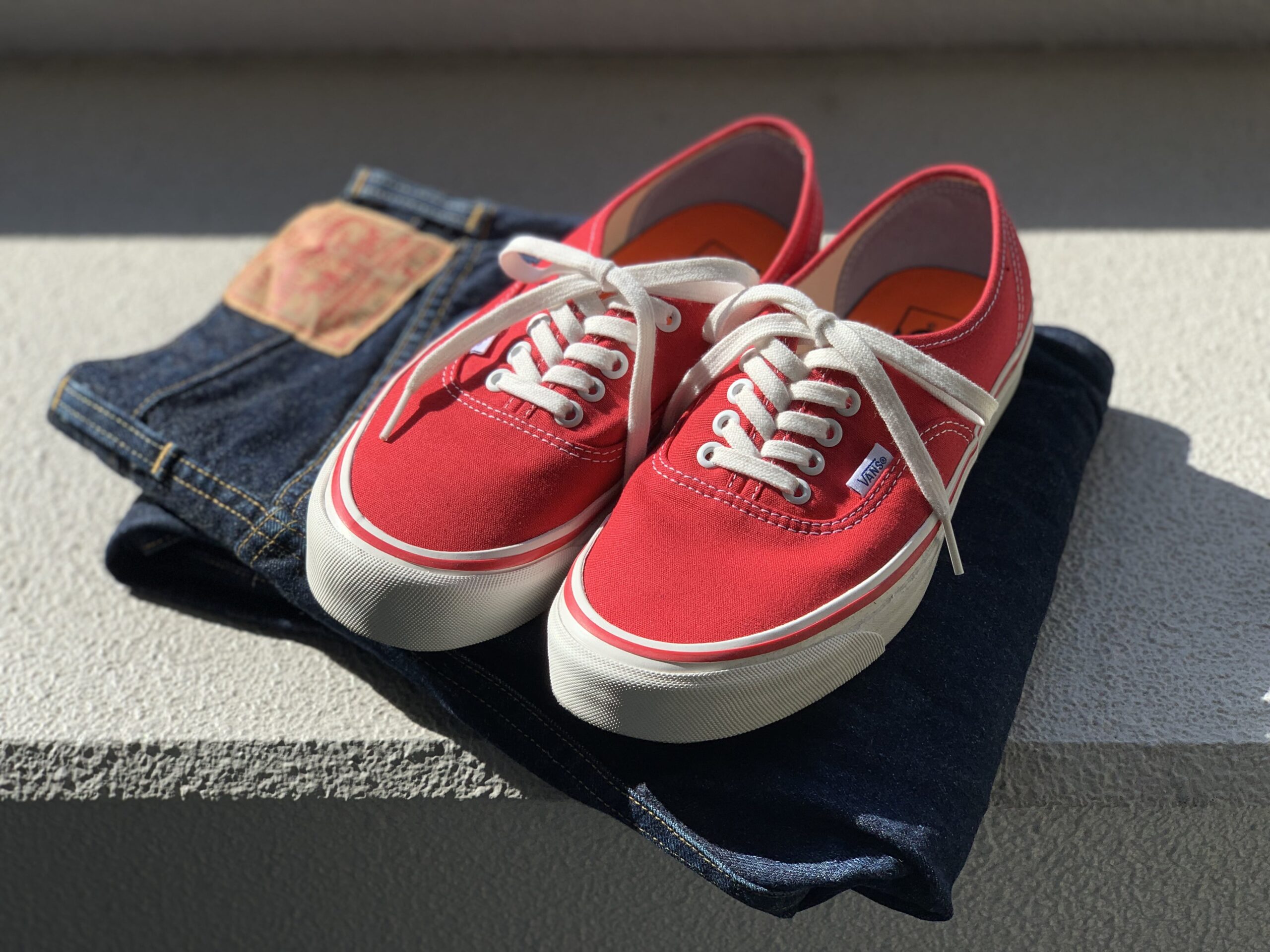 VANS オーセンティックアナハイム 44DXを履いてみた!｜Viva!氷河期世代