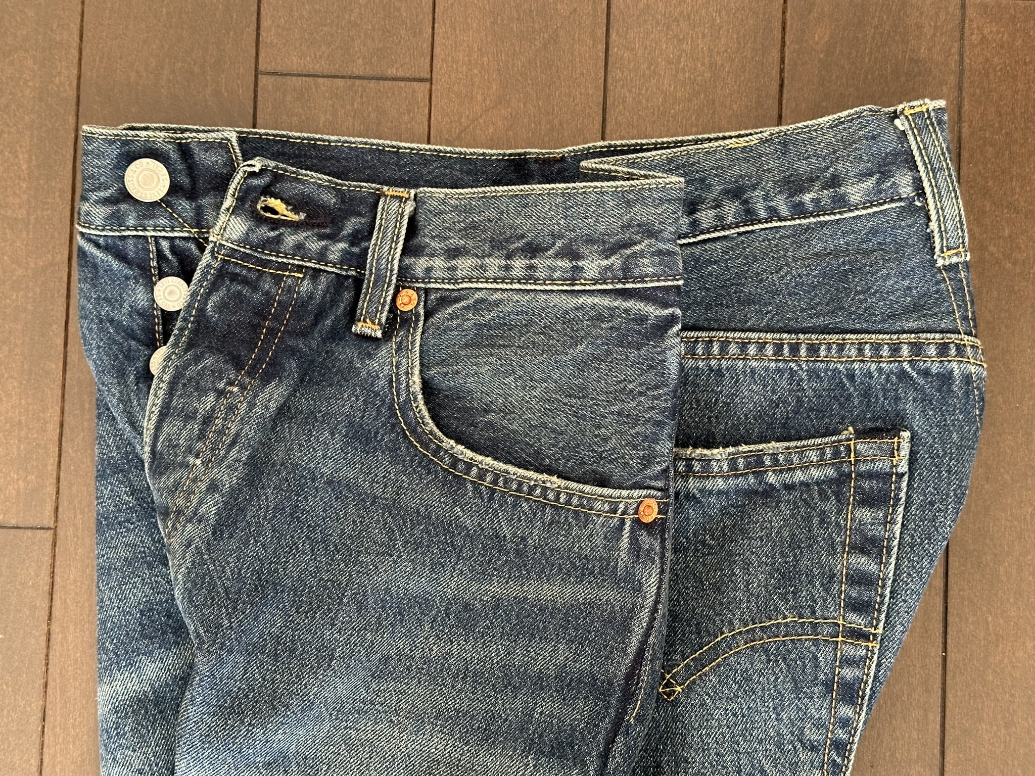 リーバイス®テイラーショップでジーンズをカスタムして来た話｜Viva 